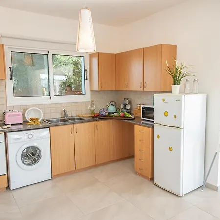 Marina Vibes 4 Bedroom Villa *