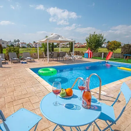 Marina Vibes 4 Bedroom Sotira (Famagusta)
